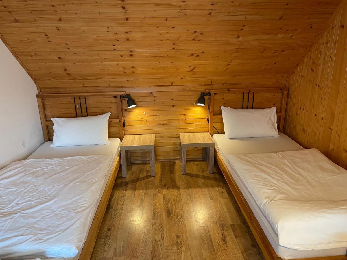 Apartmany Modry Dom Podhájska Exteriör bild