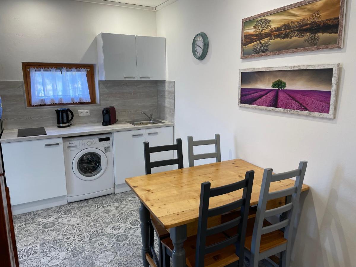 Apartmany Modry Dom Podhájska Exteriör bild