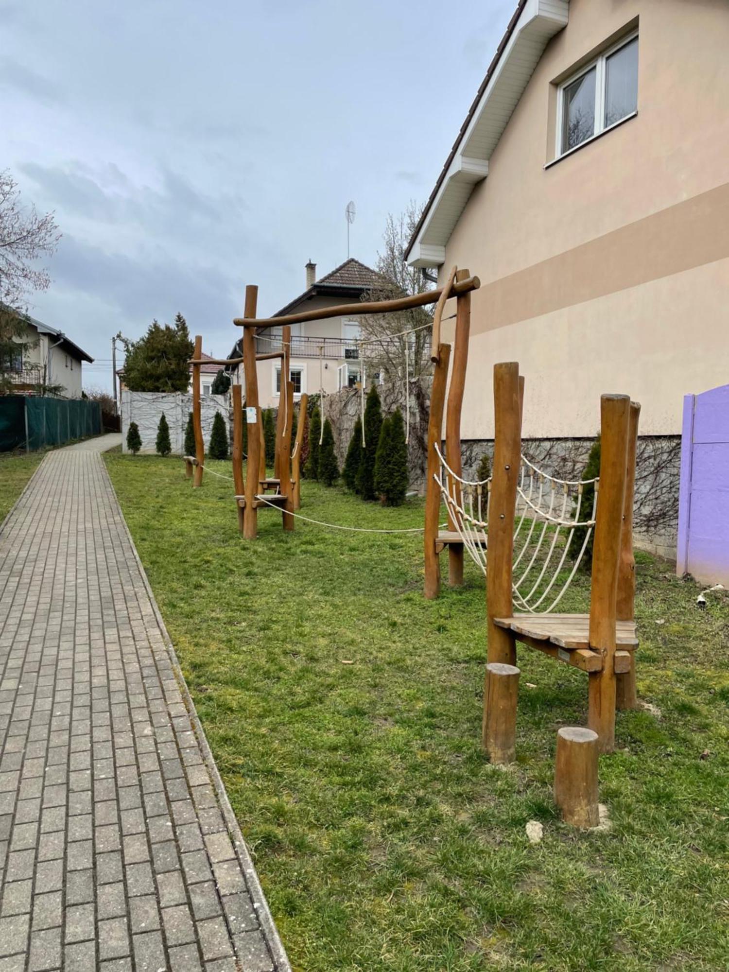 Apartmany Modry Dom Podhájska Exteriör bild