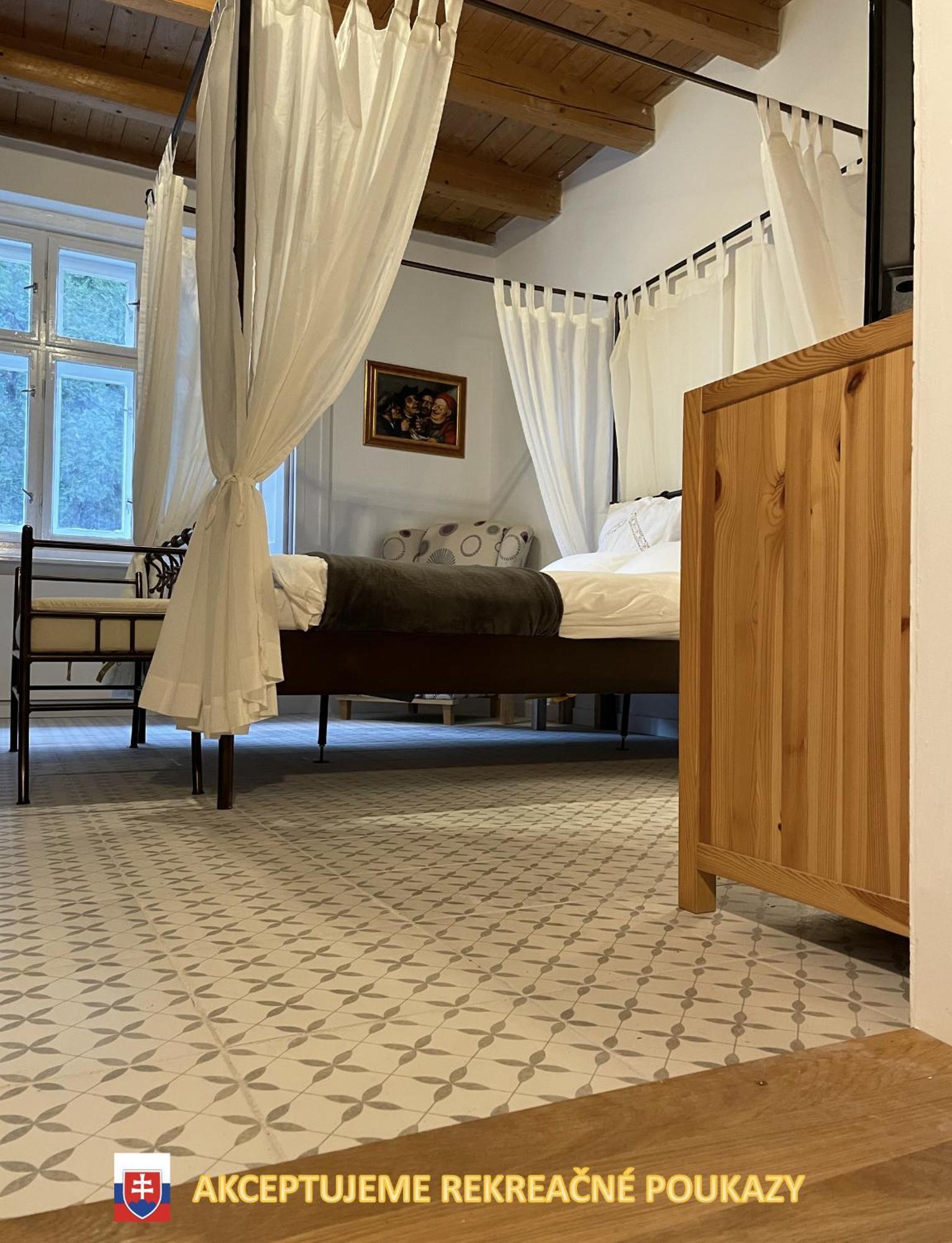 Apartmany Modry Dom Podhájska Exteriör bild