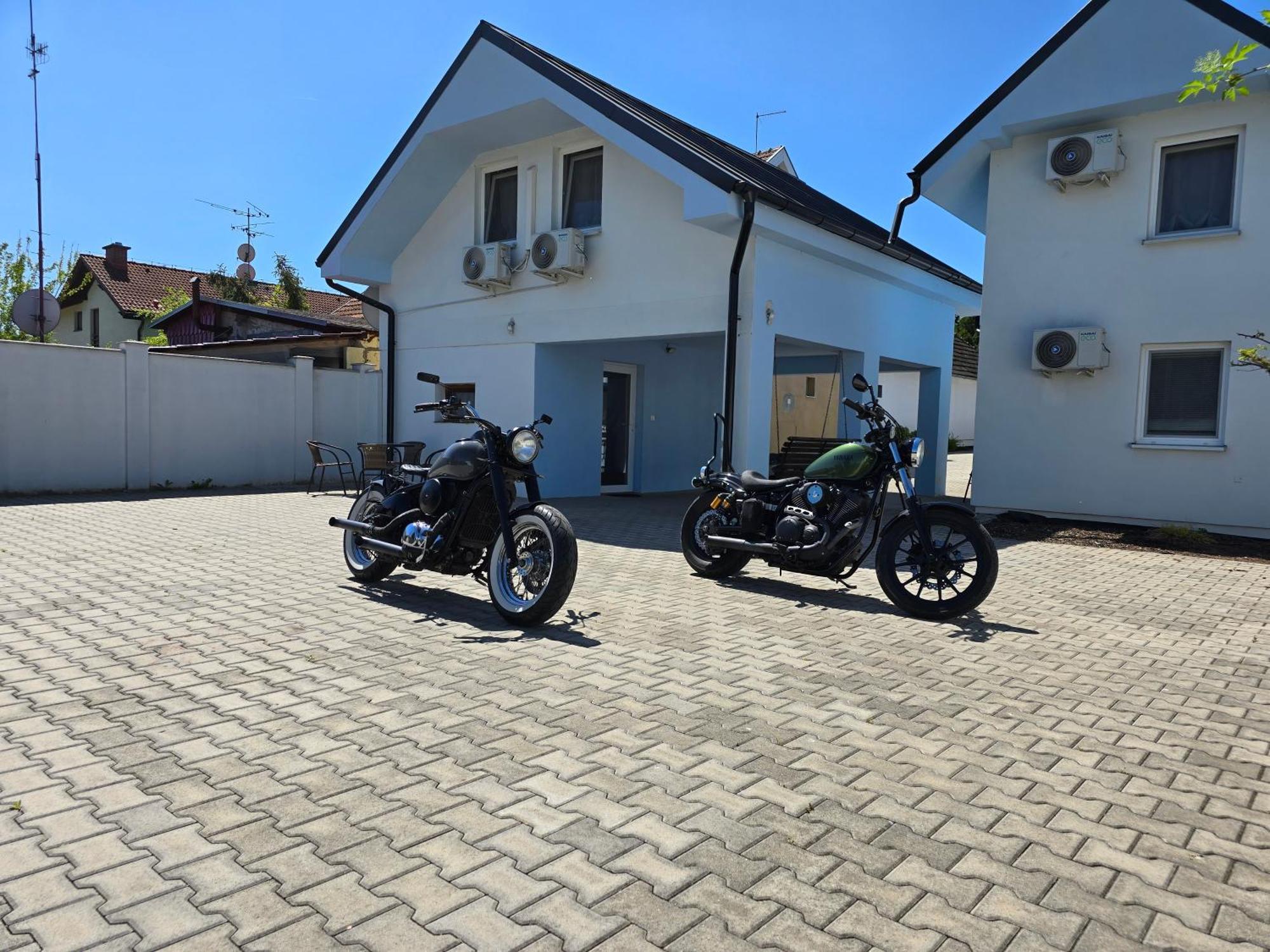 Apartmany Modry Dom Podhájska Exteriör bild